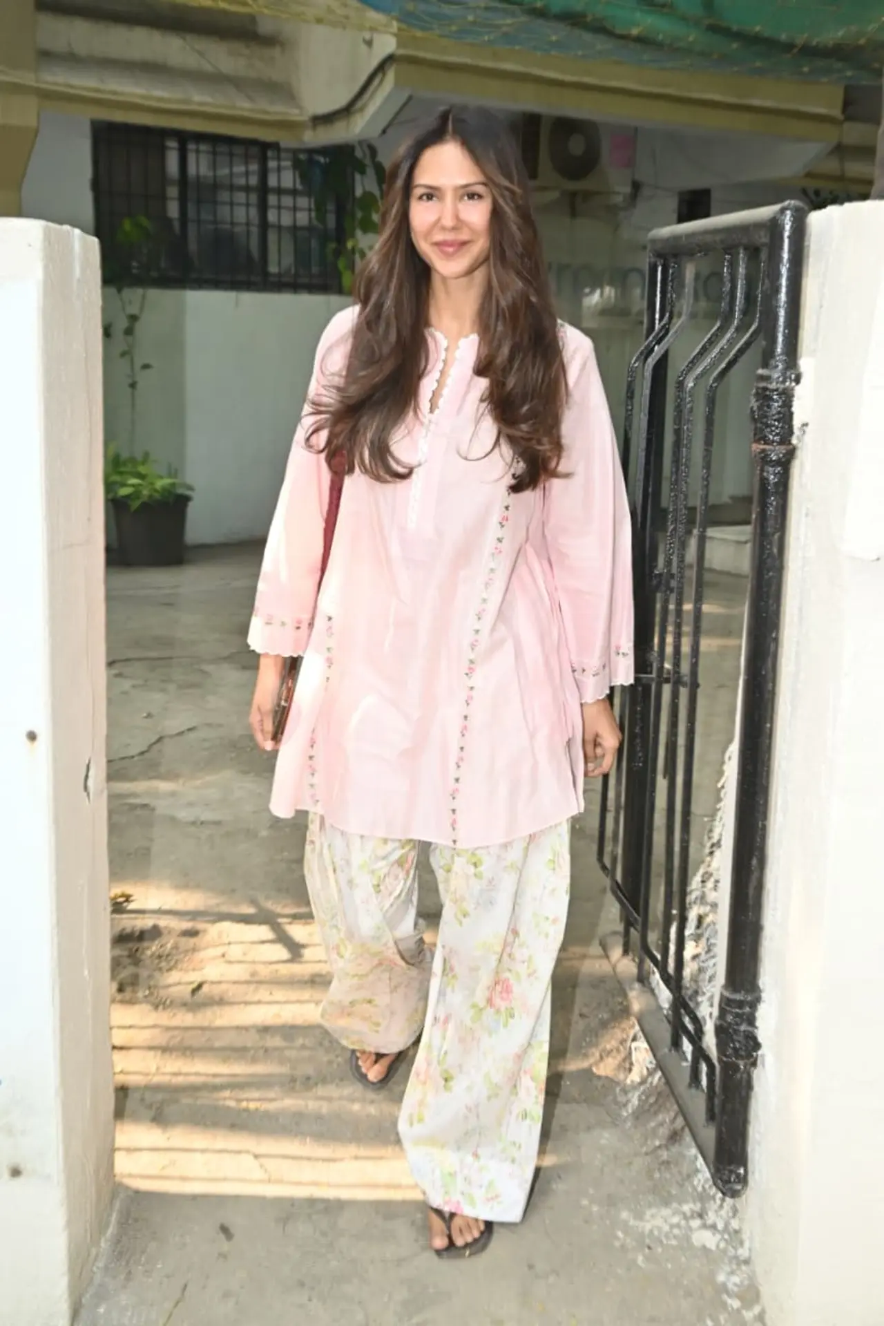 Sonam Bajwa keeps it effortlessly elegant in a soft pastel kurta paired with breezy floral palazzo pants. The actress is all set to share screen space with Diljit Dosanjh in Border 2.